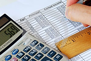 Calculate the capital gain with the calculator photo