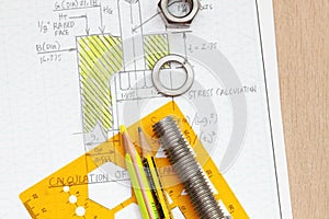 Calculation of flange bolting