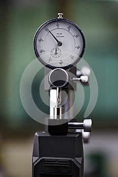 Calibration dial gauge