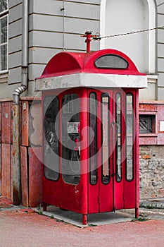 Call box - Red telephone box