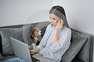 A call canter operator working from home and havng a video call