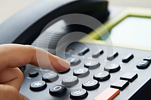 Call center Hand dialing telephone