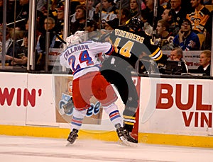 Callahan checks Seidenber, Rangers v. Bruins NHL