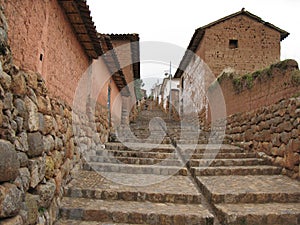 Calle de escaleras en un pueblo de Peru photo