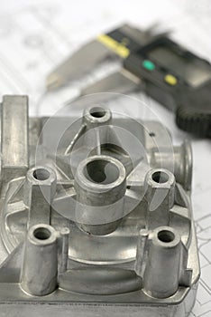 Calliper and mechanical part