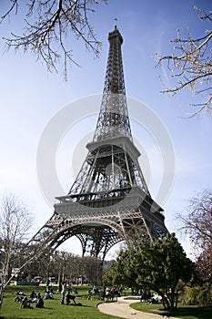 Calm sunny eiffel tower view