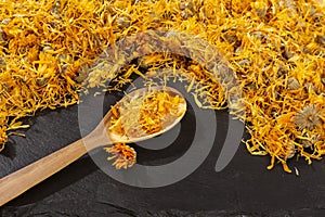 CalÃ©ndula officinalis Hierba AsterÃ¡cea - Dried calendula flowers