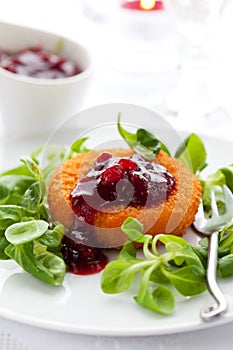 Camembert with cranberry sauce