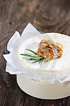 Camembert with walnuts and honey