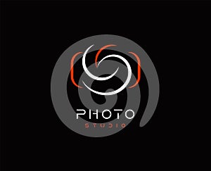 Camera Abstract vector logo template, minimal design logotype concept for digital art studio, photo studio, photographer