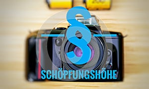 Camera with in german SchÃ¶pfungshÃ¶he in english original authorship