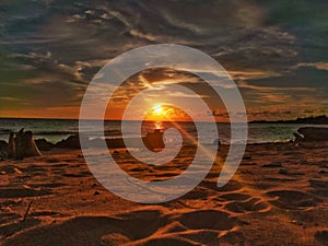 Camera Phone_Editorial Sunset by Snapseed