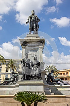 Camillo Benso, Count of Cavour statue in Rome