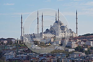 Camlica Mosque in Istanbul, Turkiye photo
