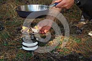 Camp stove with pan