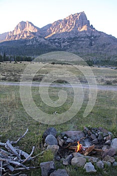 Campfire Backcountry Mountain Peaks photo