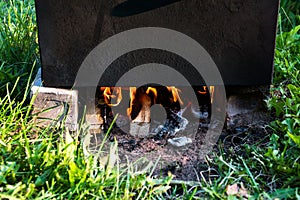 Fire while cooking in the open air