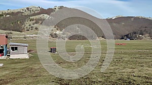 Campitello Matese - Panorama della piana da sotto la Seggiovia Anfiteatro