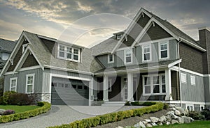 Canada Farmhouse Home House Maison Front Exterior Cloudy Sky Background