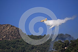 Canadair plane to fire photo