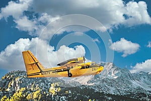 Canadian Air CL 215 415 Super scooper Wildfier Fighter  Search and Rescue Plane