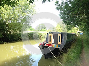 A canal boat on the Oxford Union Canal