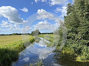 Canal and farmland around Lippenhuizen