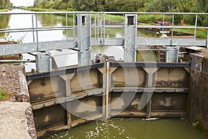 Canal lock