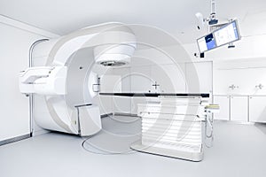 Cancer therapy, advanced medical linear accelerator in the therapeutic oncology