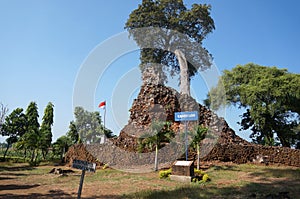 Candi lor, the historical icon of the city of Nganjuk during the days of King MPU Sindok