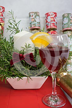 Candle display in a ceramic pot + fern for Christmas