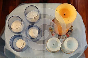 Candele organizzato prima altare contemplazione cattolico cappella 