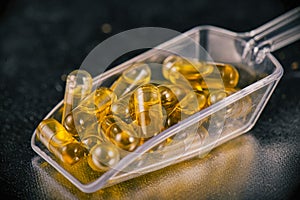 Cannabis extraction capsules infused with shatter