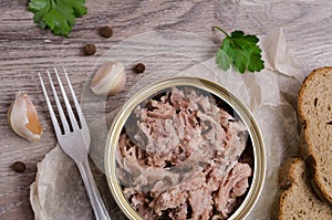 Canned meat fillet