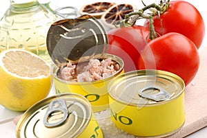 Canned tuna