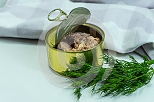 Canned tuna from albacore white meat without soy, packed in water.