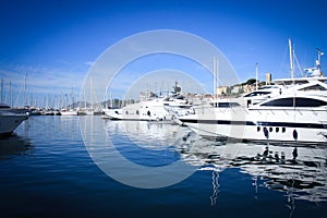 Cannes yacht-club