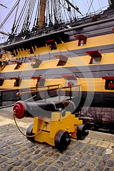 Cannon hms victory nelsons flagship portsmouth historic ships mu