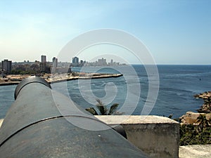 Cannon pointing toward havana city