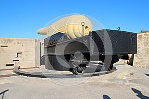 cannon at the rinella fort in kalkara (malta)