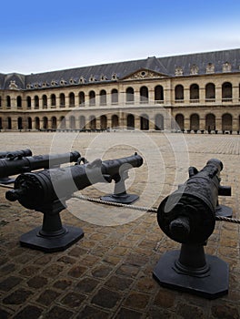 Cannons in Les Invalides (HÃÂ´tel des Invalide) in Paris, France. photo