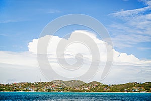 Canouan island shoreline