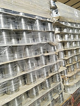 Cans palletized