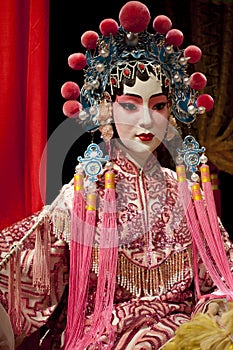 Cantonese opera dummy
