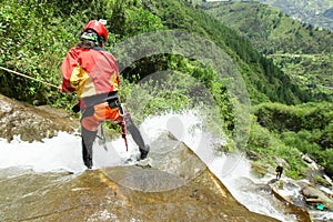 Canyoning Chamana Banos De Agua Santa