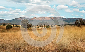 Capertee valley mountain and valley views