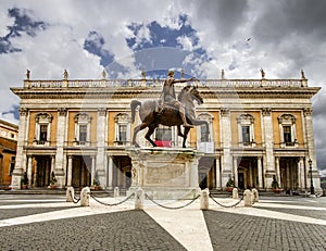 CAPITOLINE HILL AND STATUE OF MARCUS AURELIUS. FAMOUS DESTINATION OF ROME.