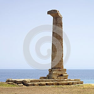 Capo Colonna column