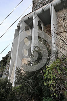 Capri - Piloni del viadotto della strada provinciale dalla Scala Fenicia photo