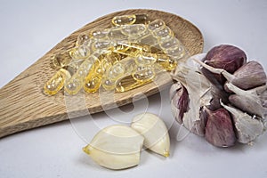 Capsules of garlic oil